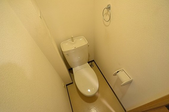 プレサンス神戸三宮のトイレ