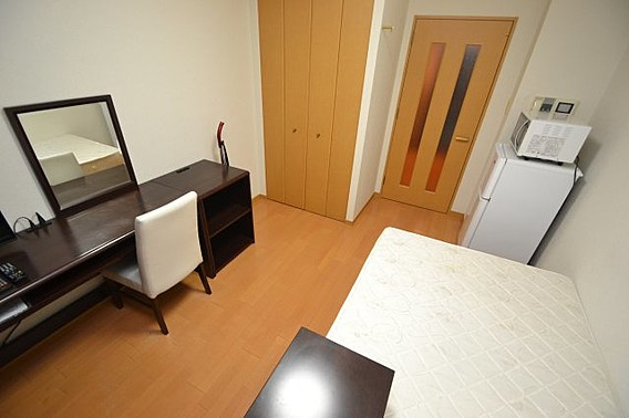 プレサンス神戸三宮の居間・リビング