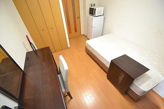 プレサンス神戸三宮の居間・リビング