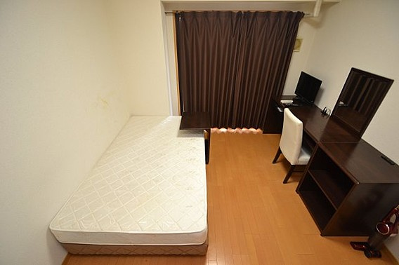 プレサンス神戸三宮の居間・リビング