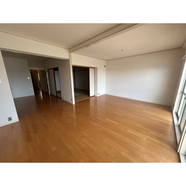 御影野村ハイツの居間・リビング