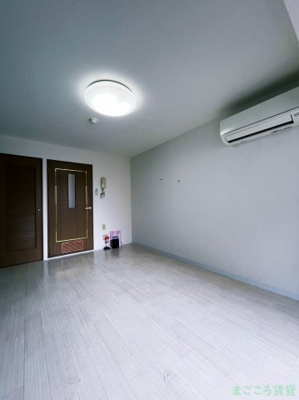 【洋室】 | ルミエール西大橋