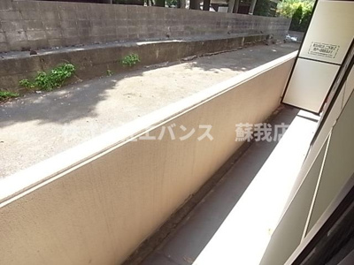 【バルコニー】 | エターナⅠ | 落ち着いた時間を過ごせるバルコニーです