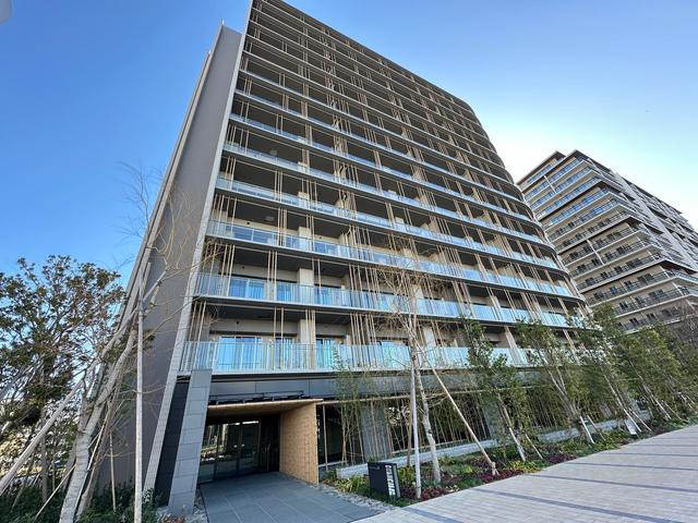 ＨＡＲＵＭＩ　ＦＬＡＧ　ＳＵＮ　ＶＩＬＬＡＧＥ　Ｄ棟