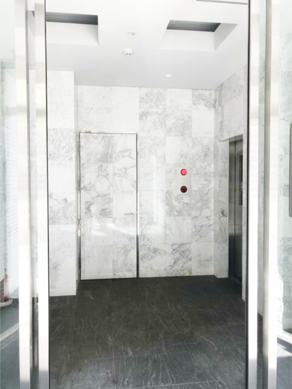 フェルクルールプレスト目白のエントランス|建物の内部です