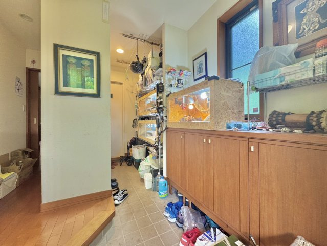 つくばみらい市小絹中古戸建の玄関