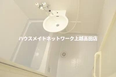 レオパレスフォンターナの浴室|浴室