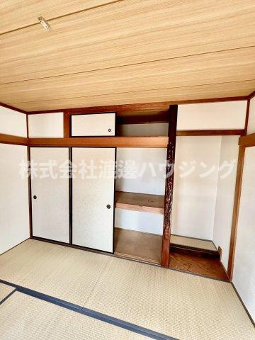 瓢箪山町一戸建の収納