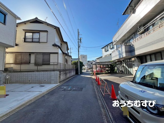 守山区守山225①(全1棟)の駐車場