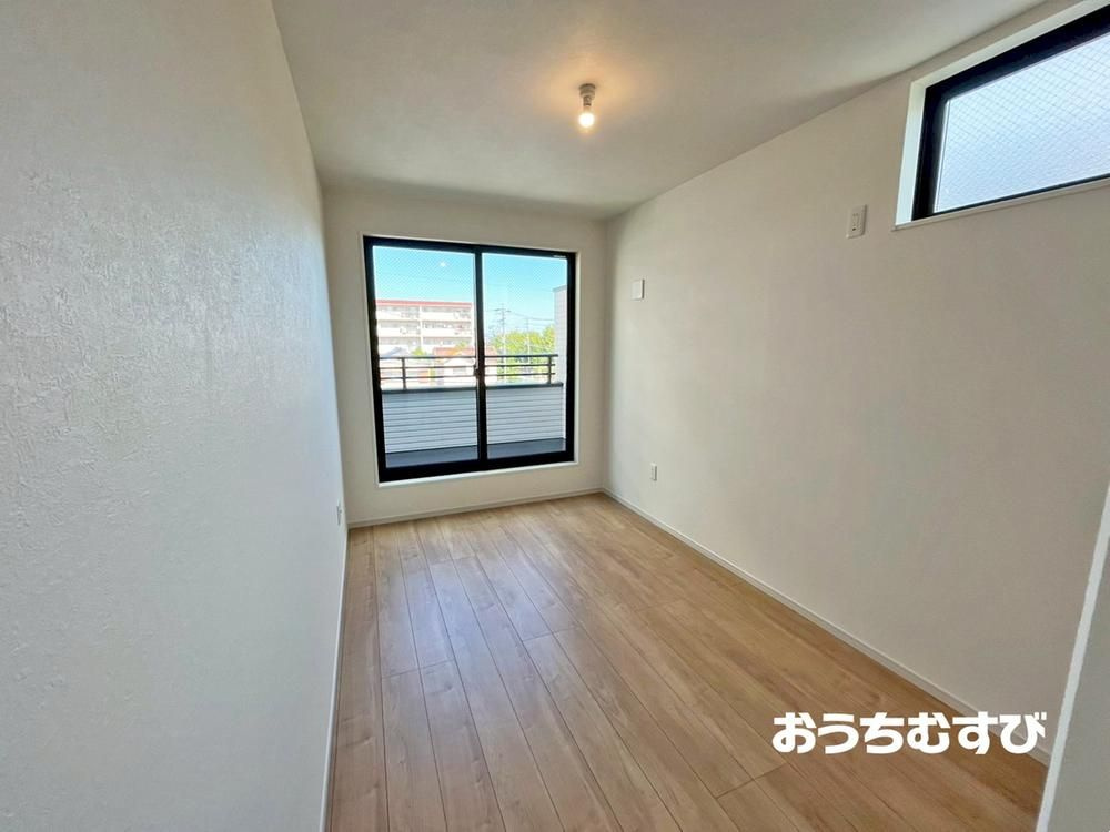 北区上飯田南町3丁目(全1棟)の洋室