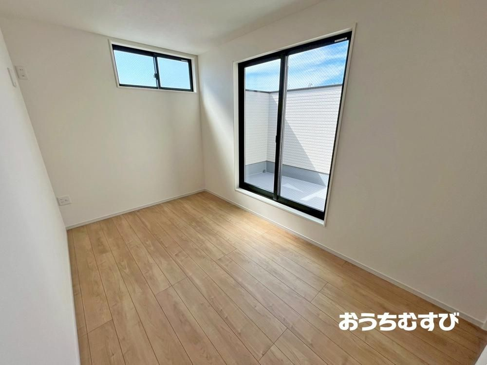 北区上飯田南町3丁目(全1棟)の洋室