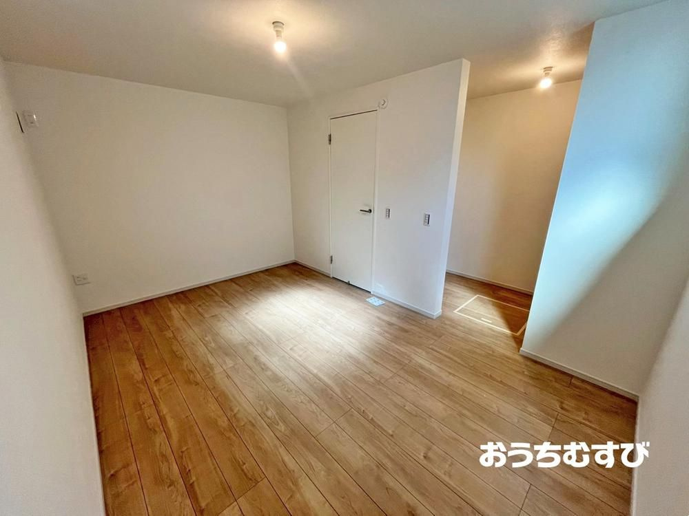 北区上飯田南町3丁目(全1棟)の洋室