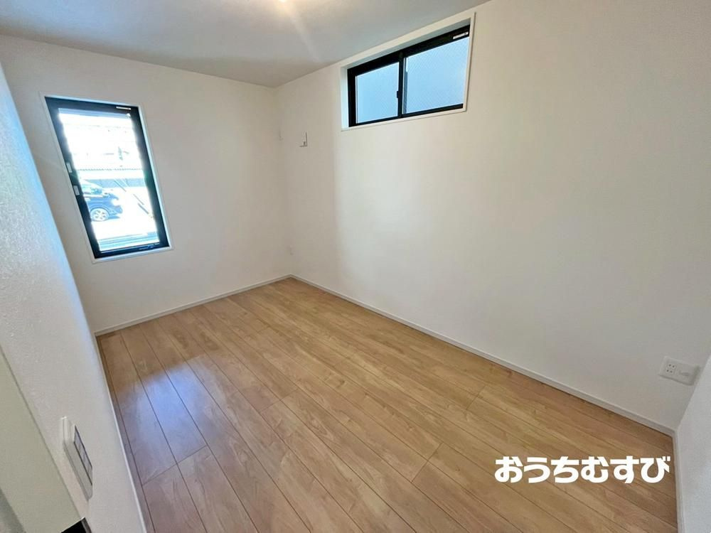 北区上飯田南町3丁目(全1棟)の洋室