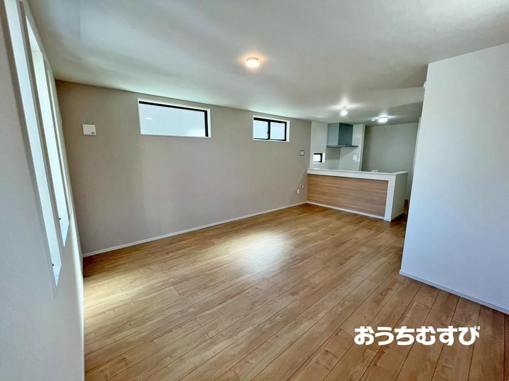 北区上飯田南町3丁目(全1棟)の居間・リビング