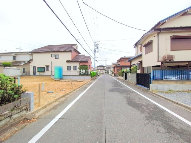 【新築】坂戸市鶴舞１期 全１棟の前面道路含む現地写真|前面道路含む現地写真です