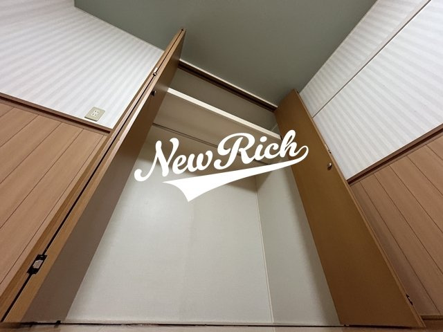 伊勢崎市赤堀今井町２丁目のアパートの収納