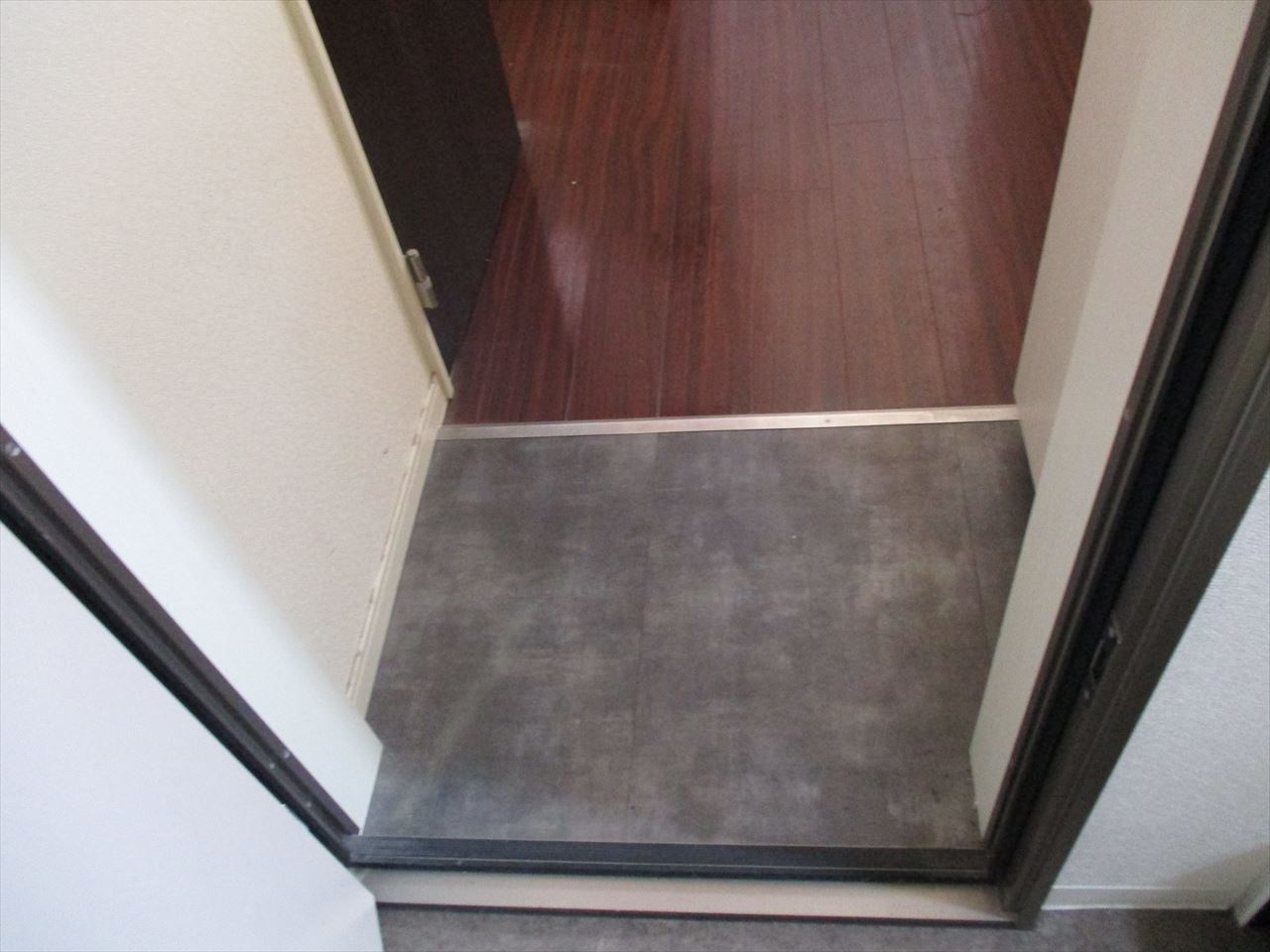 ピアチェーレ新栄|名古屋市の賃貸ならMy賃貸の玄関|ピアチェーレ新栄