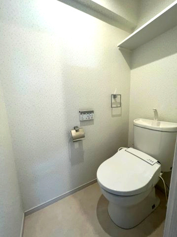 チェルトヴィータ　名古屋市賃貸　仲介手数料無料のトイレ|収納