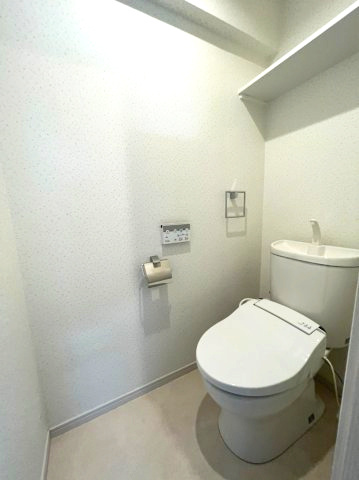 チェルトヴィータ　名古屋市賃貸　仲介手数料無料のトイレ|収納