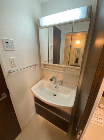 チェルトヴィータ　名古屋市賃貸　仲介手数料無料の洗面所