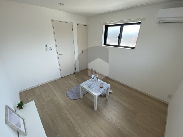 MELDIA長瀬2の洋室