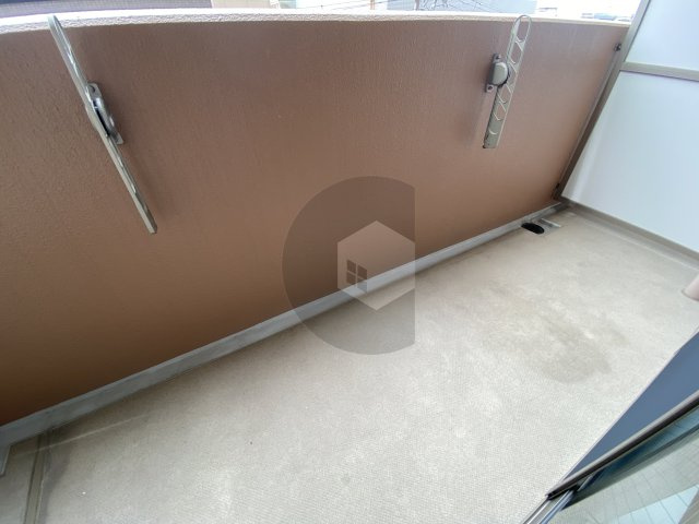 レガーロ布施のバルコニー