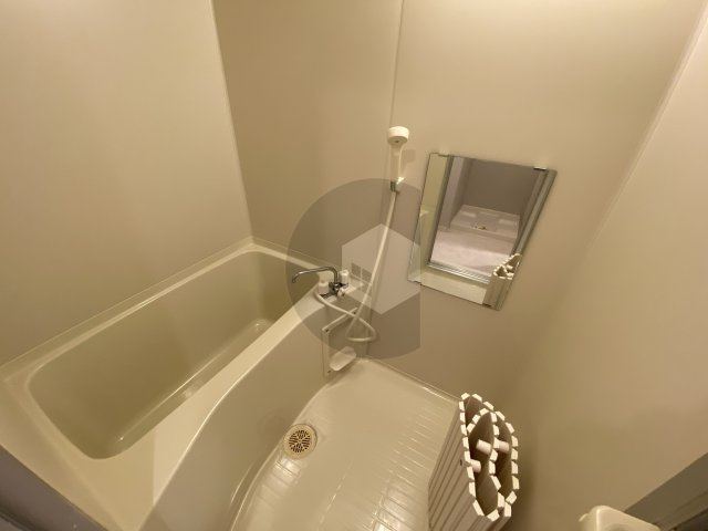 レガーロ布施の浴室