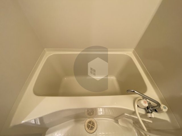 レガーロ布施の浴室