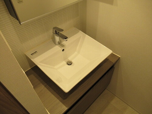 ライオンズ横濱関内レジデンスの洗面所|洗面台