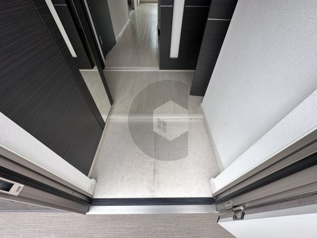 エマイユ鴻池の玄関