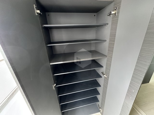 エマイユ鴻池の収納