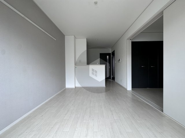 エマイユ鴻池の居間・リビング