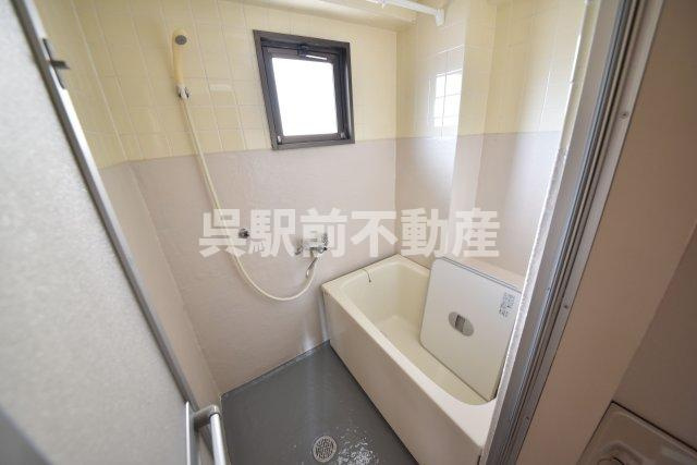 小柴クリーニングマンションの浴室