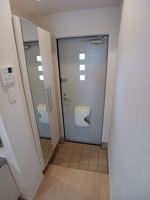 メゾン　ファミールⅠの玄関