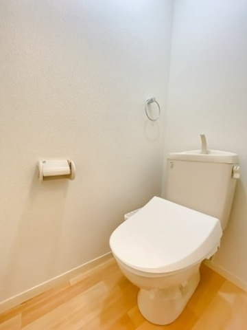 千葉市稲毛区穴川２丁目のアパートのトイレ