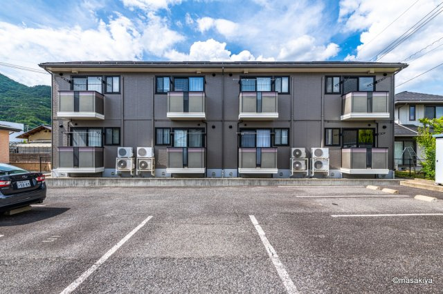 クレアールの外観