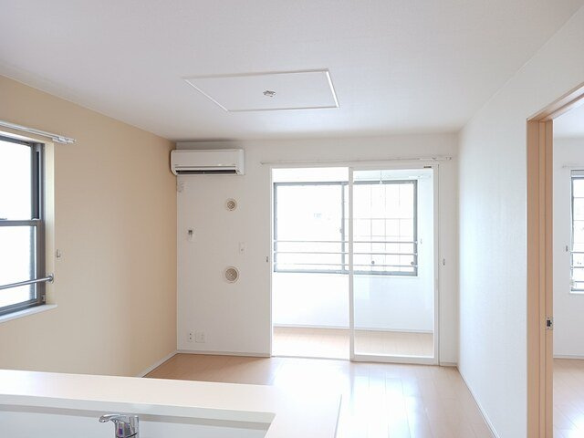 グッド・ラックＡの居間・リビング|おしゃれな居間です