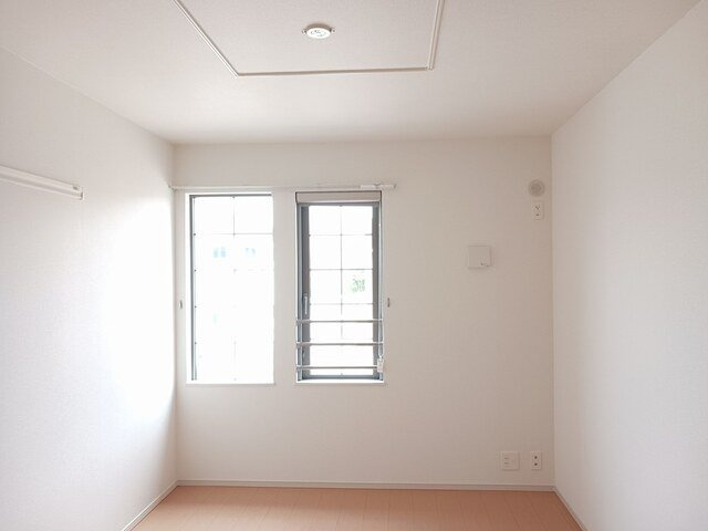 グッド・ラックＢの内装|過ごしやすい室内です