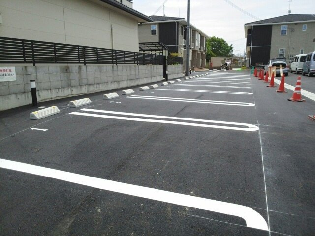コルテーゼ　Ⅱの駐車場