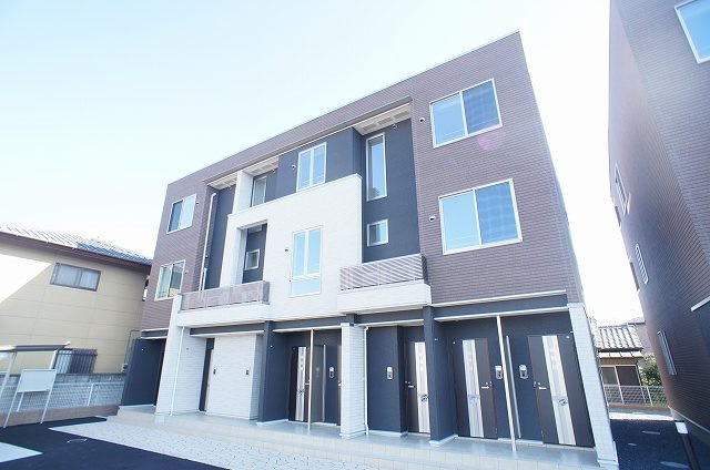 ロワール　イーストの外観