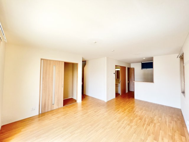 サンガーデン千葉山王の居間・リビング|※同タイプ参考写真