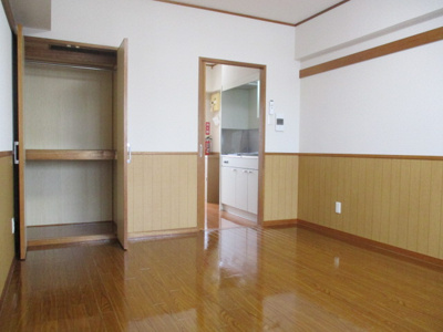 【洋室】 | セレクション寄宮Ⅱ | ※写真は別のお部屋を使用しています。