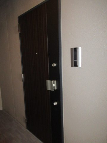 ディアレイシャス西武柳沢の玄関