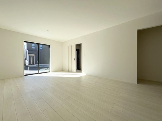 『八王子市新築戸建て』八王子市元八王子町2-839【仲介手数料無料】の居間・リビング|～仲介手数料無料☆八王子ひなた不動産～　八王子市元八王子町　新築戸建て