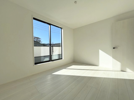 『八王子市新築戸建て』八王子市元八王子町2-839【仲介手数料無料】の洋室|～仲介手数料無料☆八王子ひなた不動産～　八王子市元八王子町　新築戸建て