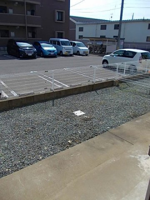 【庭】 | レフィナードⅢ