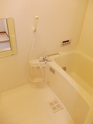 【浴室】 | レフィナードⅢ