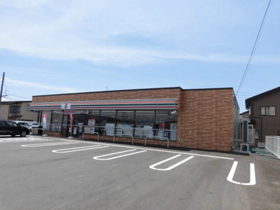 【周辺】 | グランディ－ル | セブンイレブン　由利本荘蓼沼店まで290m