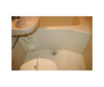 エステートピア27の浴室