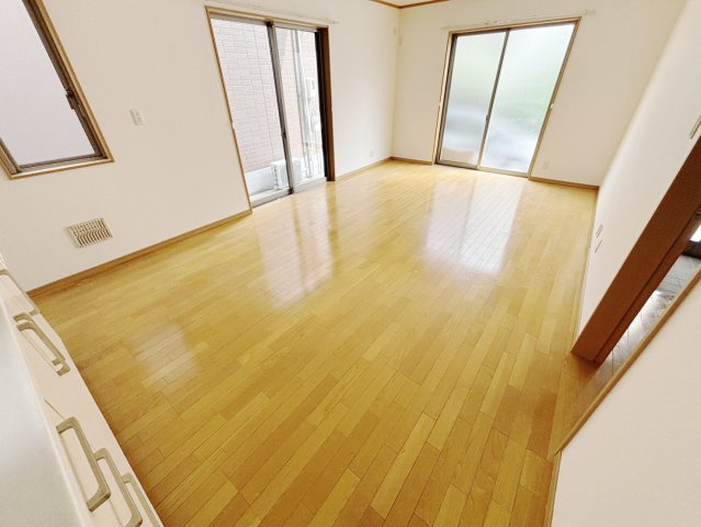 梶山貸家の居間・リビング